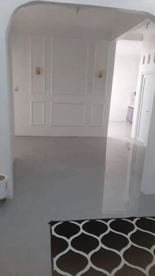 Ruang Tamu dan Ruang Tengah
