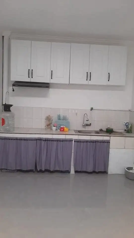 Area Dapur dengan Kitchen Set